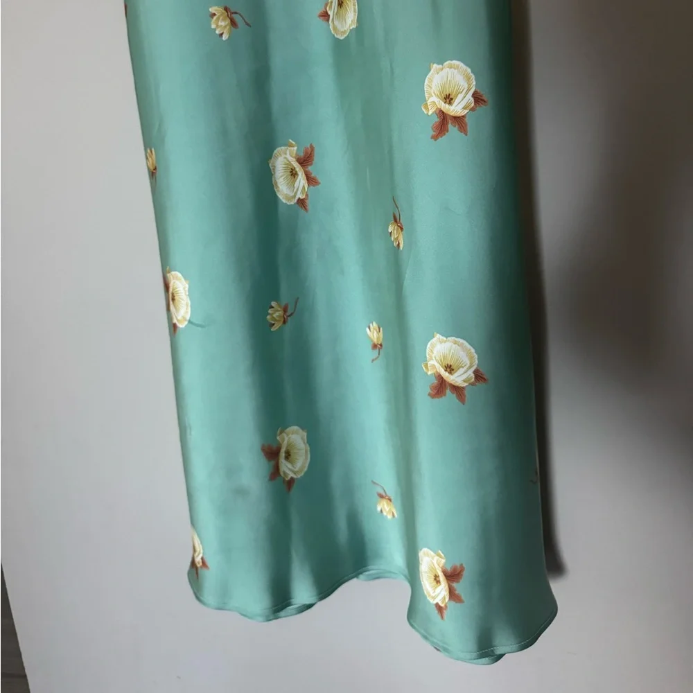 NWOT Zara Green Floral Satin Dress XS - Picture 7 of 10